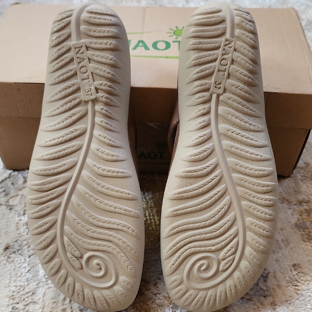 Naot Brown Mules Comfortable Slip-On Clogs - Picture 6 of 6